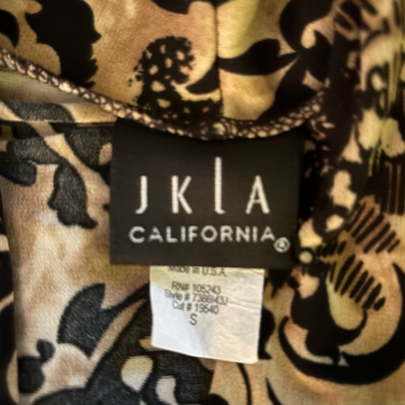 JKLA TOP - Picture 3 of 3